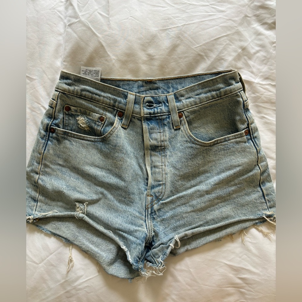 Levi Jean Shorts